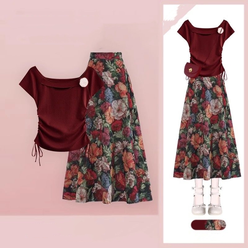 Midi Skirt Floral - ผู้หญิง Lucky ไวน์แดงเสื้อยืดกระโปรงดอกไม้ 2 ชิ้นชุด 2025