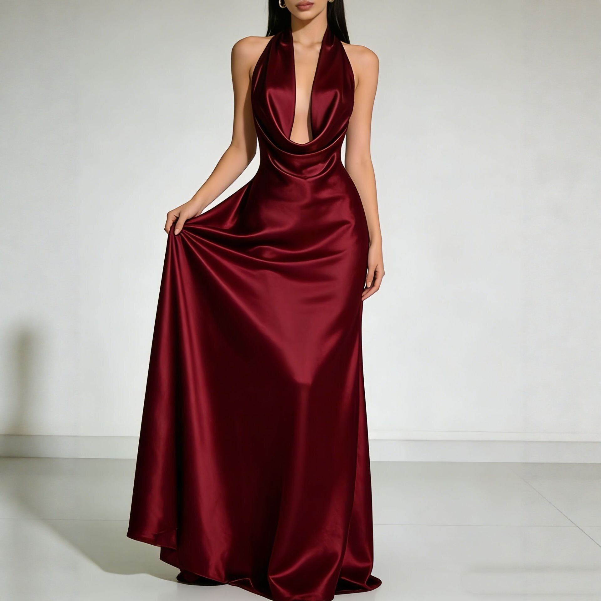 ชุดเดรสงานเลี้ยงสุดหรู 2026 ชุ - Maxi Dress Halter บทวิจารณ์และราคา