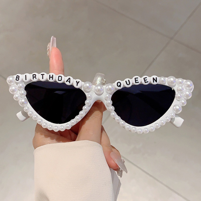 Cat Eye Design ของขวัญ Shades  - Sunglasses Cat Eye บทวิจารณ์และราคา