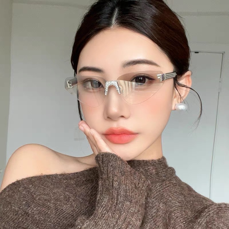 แว่นกันแดดทรงแคทอายไร้กรอบประด - Sunglasses Cat Eye บทวิจารณ์และราคา