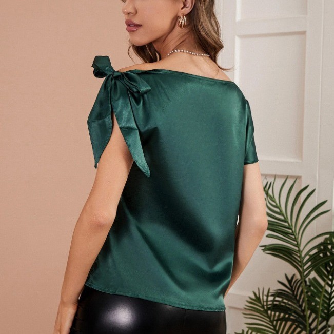 เสื้อผู้หญิงแบบเปิดไหล่ แขนกุด - Blouse Off Shoulder บทวิจารณ์และราคา
