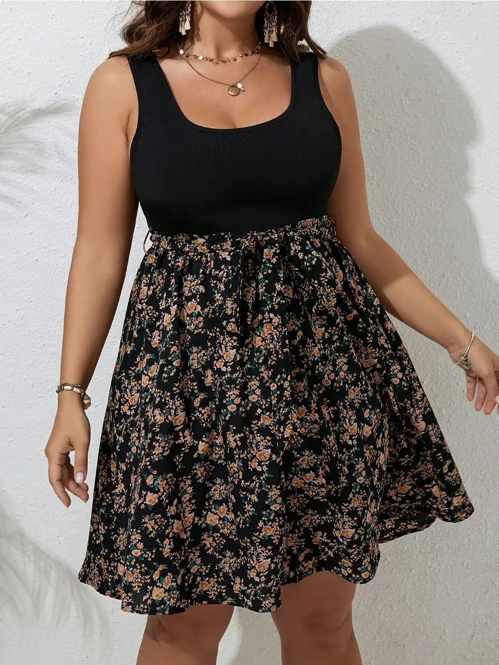 PLUS ขนาดชุดฤดูร้อนถักดอกไม้พิ - Romper Floral Print บทวิจารณ์และราคา